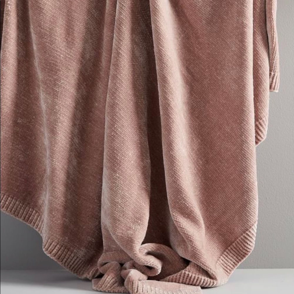 Luxe Chenille Throw